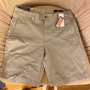 Vineyard Vines Khaki Shorts
